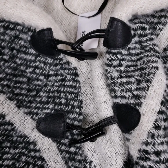 Sonoma Poncho Hooded Plaid Toggle One Size Cream Black Fall Cozy Cottagecore - Picture 3 of 10